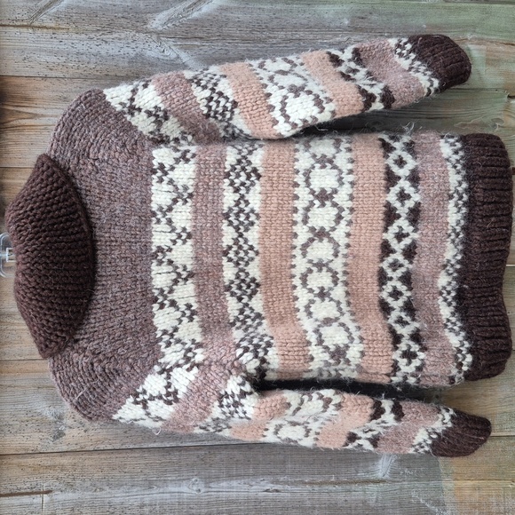 Vintage Cowichan Cardigan Sweater Thick Warm Wool - Picture 10 of 17